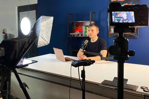 Studio nagraniowe Nixal z prompterem – case study Nixal